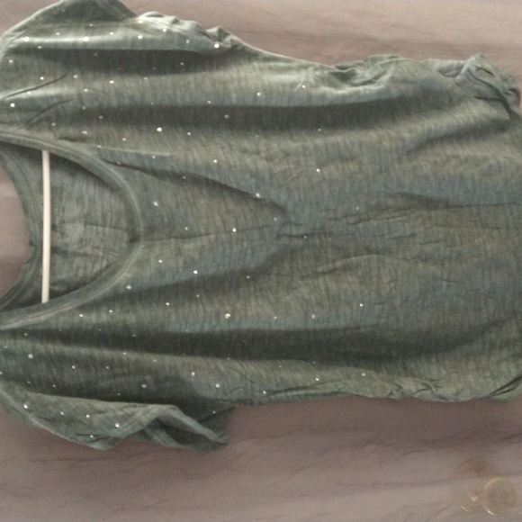 Lane Bryant Tops - Lane Bryant 14/16 Green Tshirt with Rinestones